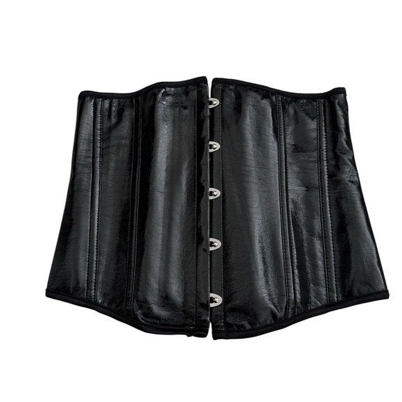 Patent Leather Corset Top Belt - Picture 1 of 4